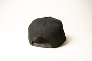 NEW ERA 9FORTY A-FRAME LACHINE NOTRE VILLE/NOTRE RUE/NOTRE-DAME "TRIPLE BLACK"