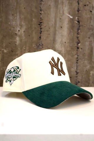 NEW ERA 9FORTY A-FRAME NY YANKEES CORDUROY "CREAM/GREEN" 2000 WORLD SERIES GREY UV
