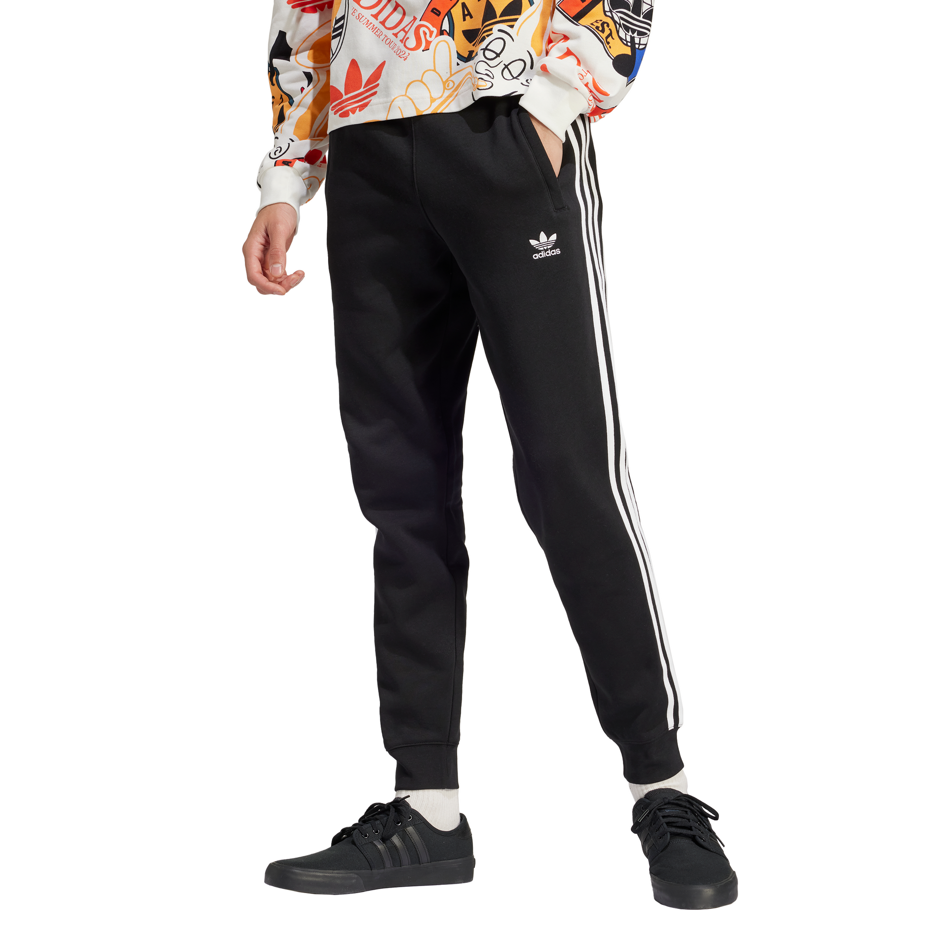 IU2353_3_APPAREL_OnModel_Stand