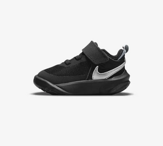 Nike Team Hustle D10 « Noir/Argent métallique-Volt » TD CW6737 004