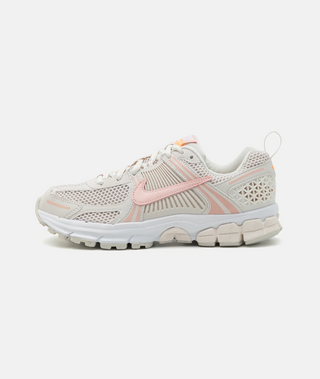 (GS) NIKE VOMERO 5 'PHANTOM/ECHO PINK-LT OREWOOD BRN-WHITE' HF6998-006