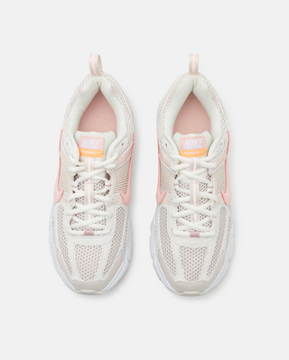 (GS) NIKE VOMERO 5 'PHANTOM/ECHO PINK-LT OREWOOD BRN-WHITE' HF6998-006