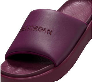 WMNS Jordan Sophia BORDEAUX/BURGUNDY CRUSH-FIRE PINK FZ7012-601