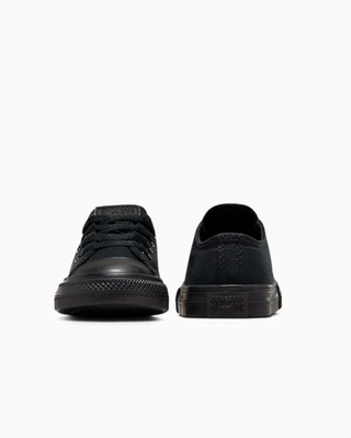 (TD) CONVERSE CHUCK TAYLOR ALL-STAR CANVAS 2V LOW-TOP TRIPLE BLACK 714786C