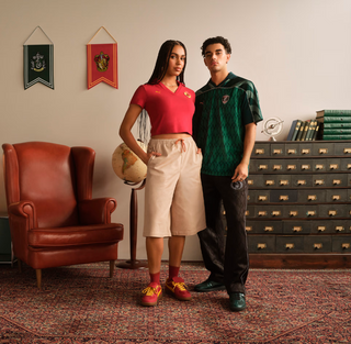 MEN'S PUMAxHARRY POTTER RELAXED SOCCER JERSEY "DARK MYRTLE" 630096-60