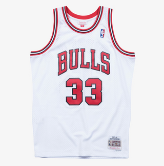 MITCHELL & NESS SCOTTIE PIPPEN CHICAGO BULLS WHITE 1997-98 WHITE SWINGMAN JERSEY
