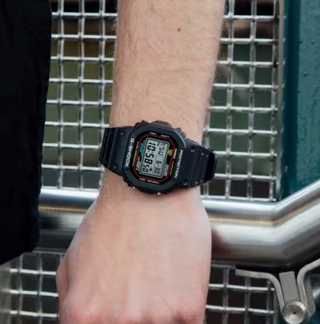 G-SHOCK DIGITAL 5600 SERIES DW-5600RL-1CR