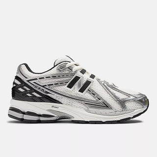 MENS NEW BALANCE 1906R "BLACK/METALLIC SILVER" M1906RER