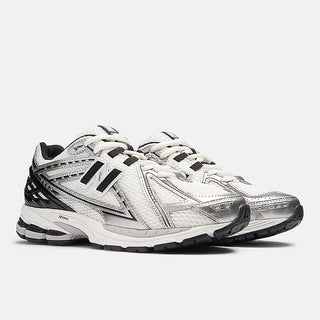 MENS NEW BALANCE 1906R "BLACK/METALLIC SILVER" M1906RER