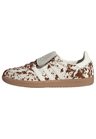 WOMEN'S ADIDAS COW PRINT SAMBA LONG TONGUE JS3931